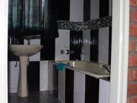 Main Bathroom - 6 square meters of property in Pretoria Rural