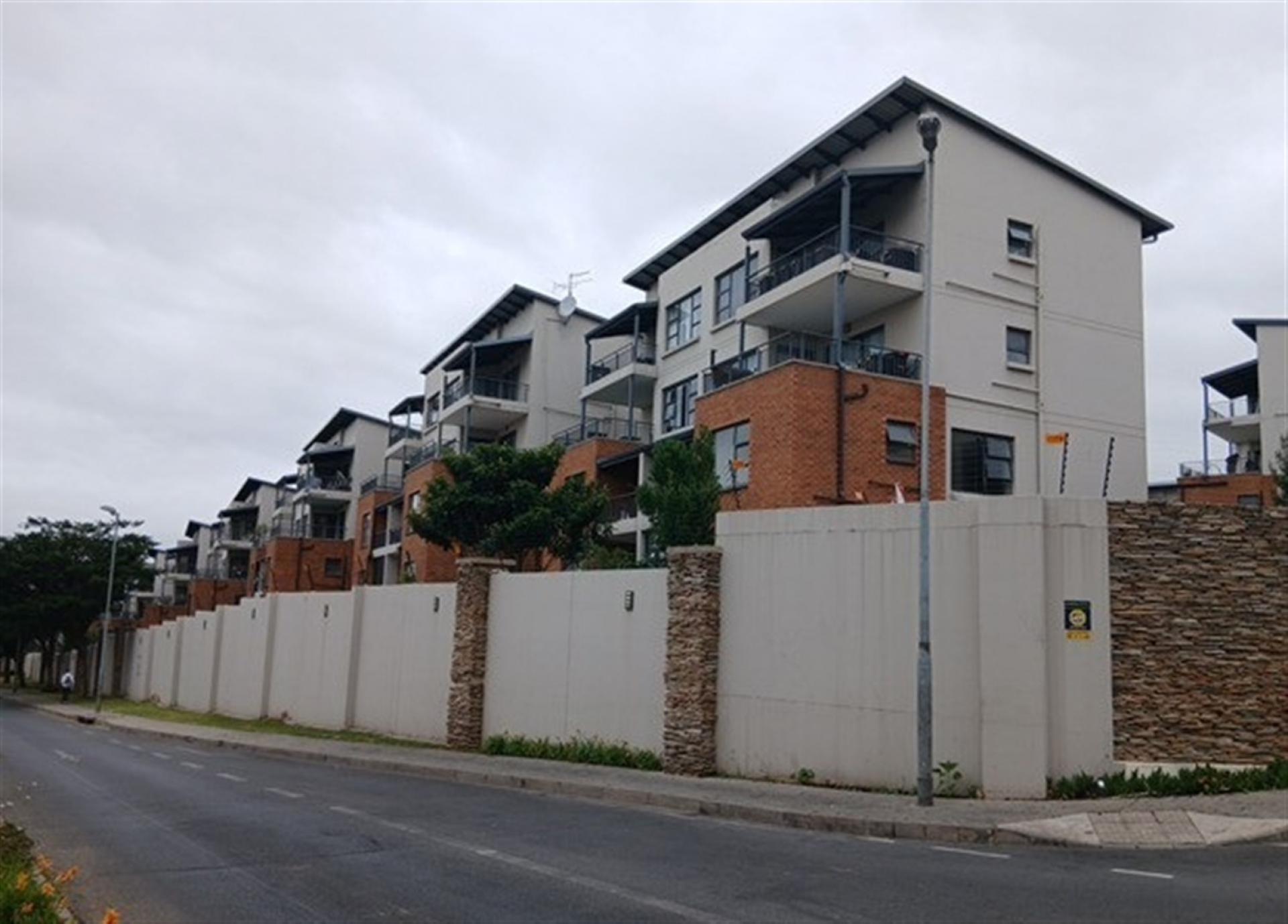 Front View of property in Oakdene