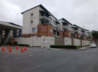 Front View of property in Oakdene