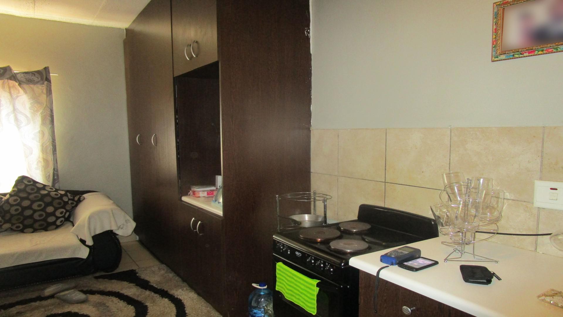 Kitchen - 6 square meters of property in Kempton Park