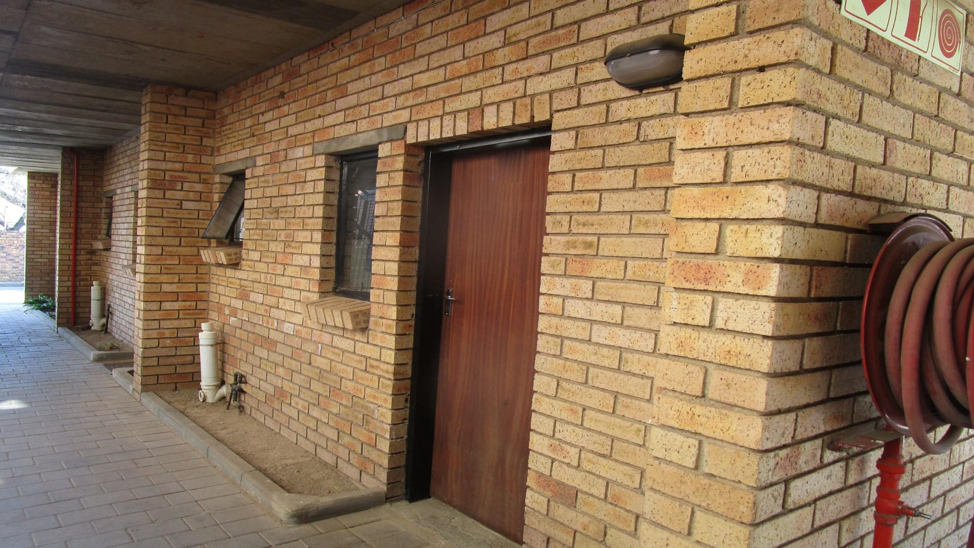 Front View of property in Kempton Park