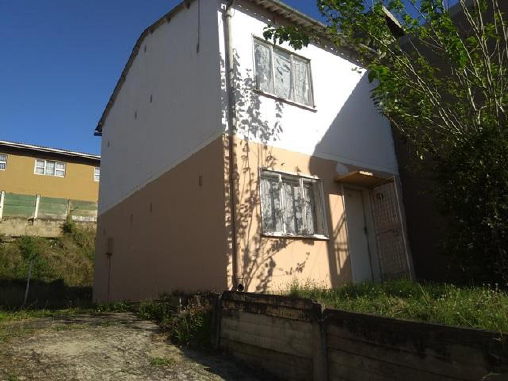 Front View of property in Forest Haven