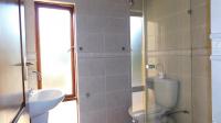Bathroom 2 - 5 square meters of property in Dainfern Valley