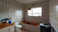 Main Bathroom - 9 square meters of property in Kensington - JHB