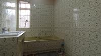 Bathroom 1 - 8 square meters of property in Kensington - JHB
