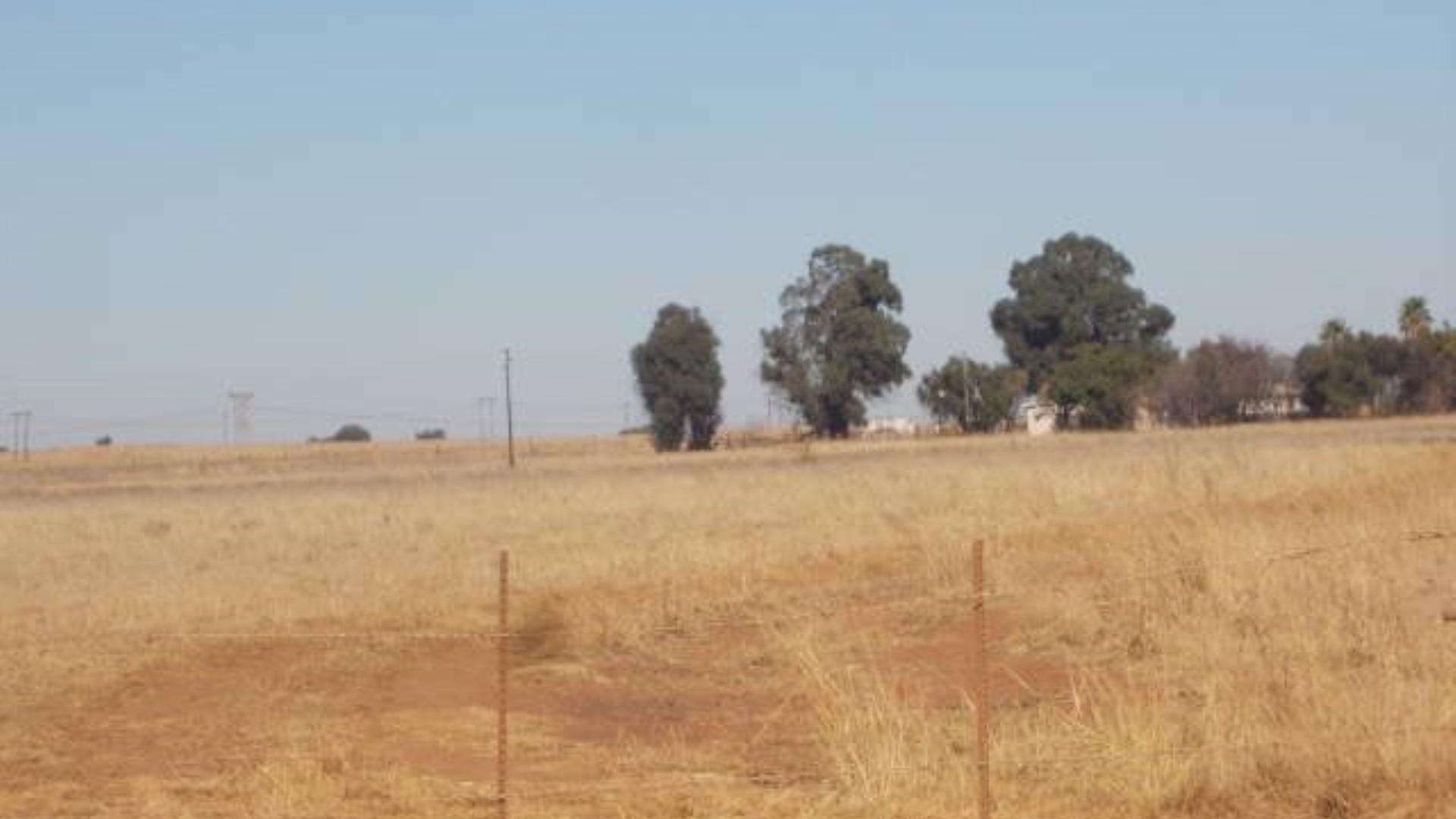 Front View of property in Elandspoort