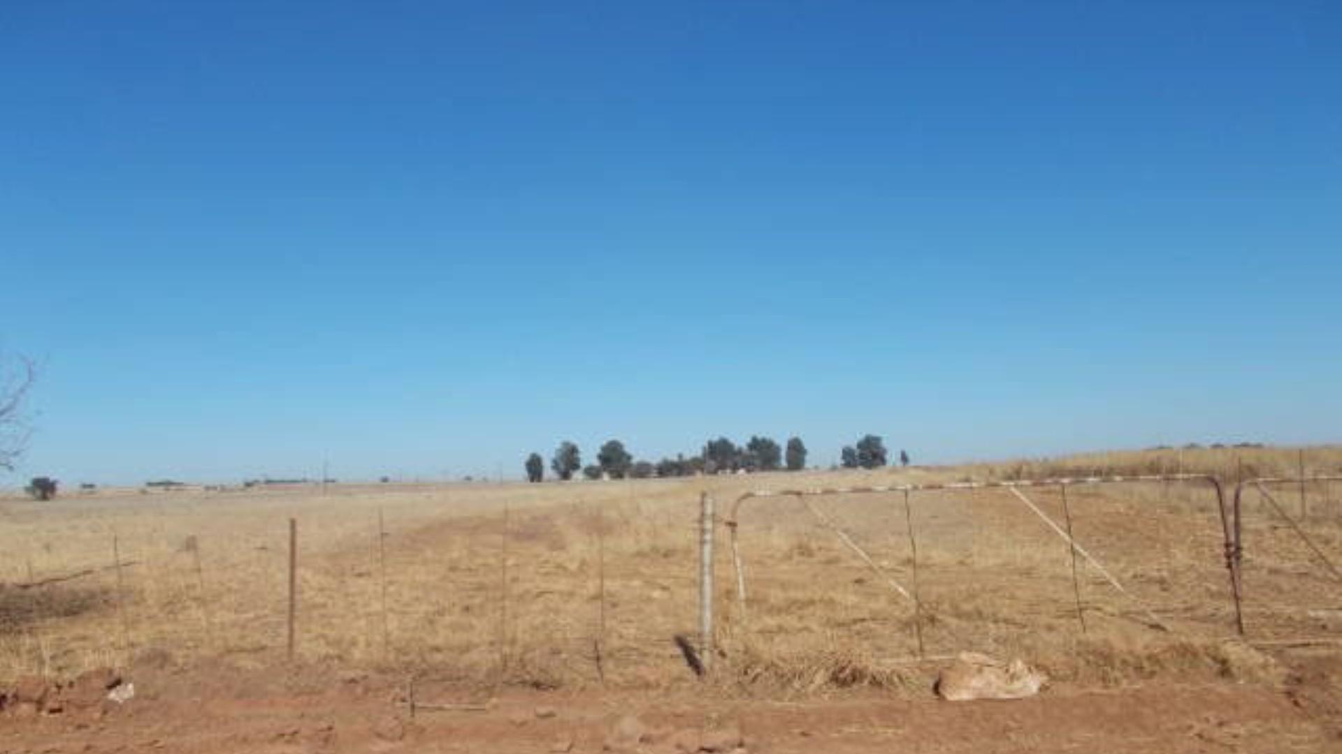 Front View of property in Elandspoort