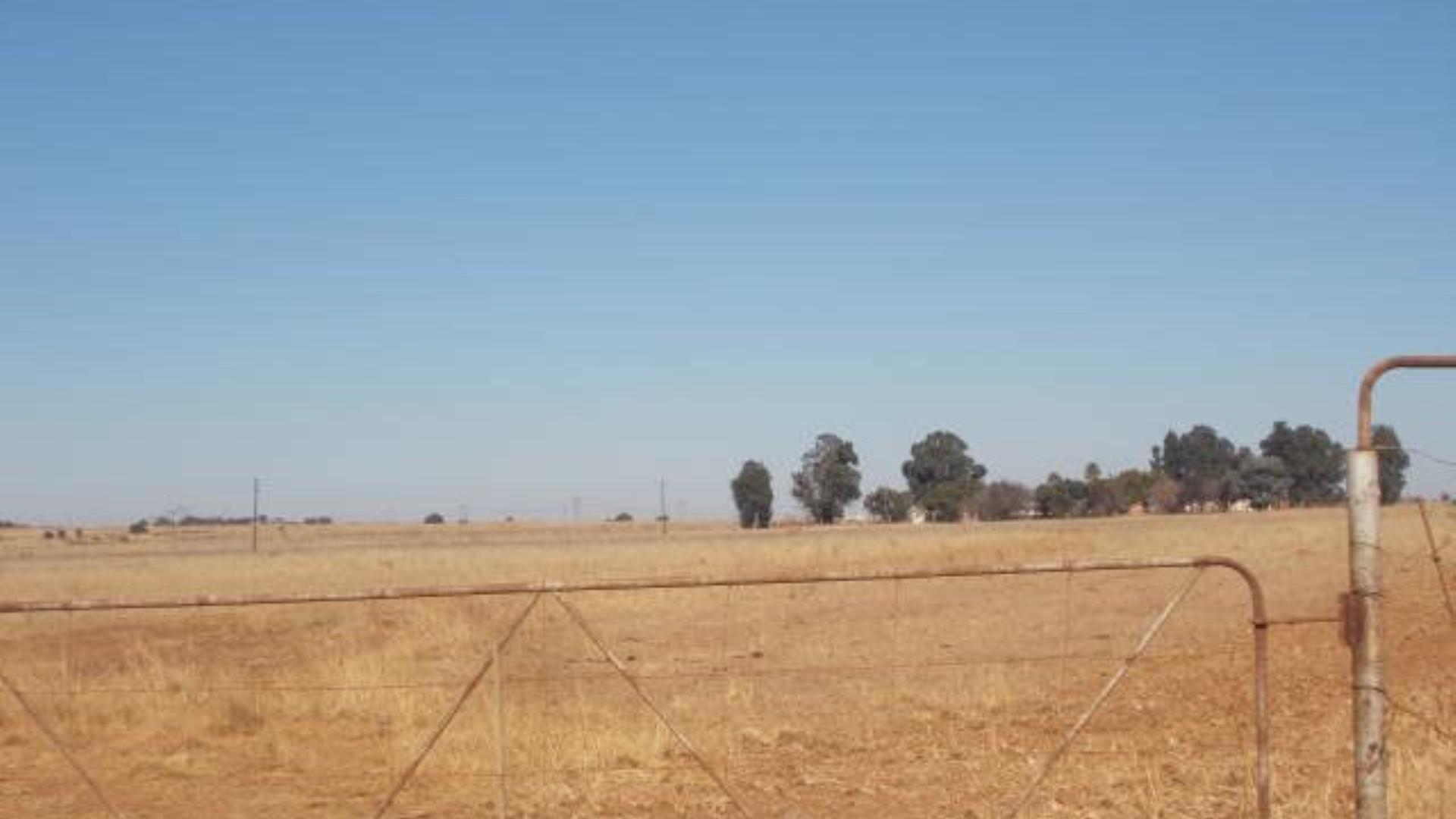 Front View of property in Elandspoort