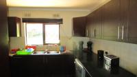Kitchen - 29 square meters of property in Waterfall
