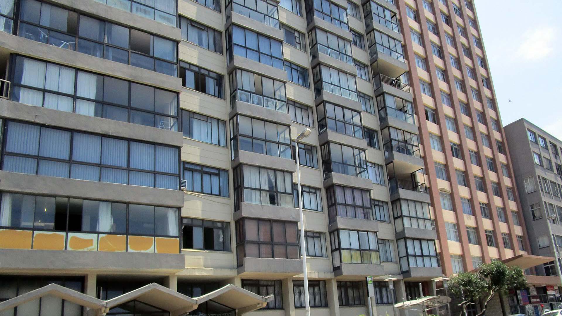 Front View of property in Durban Central