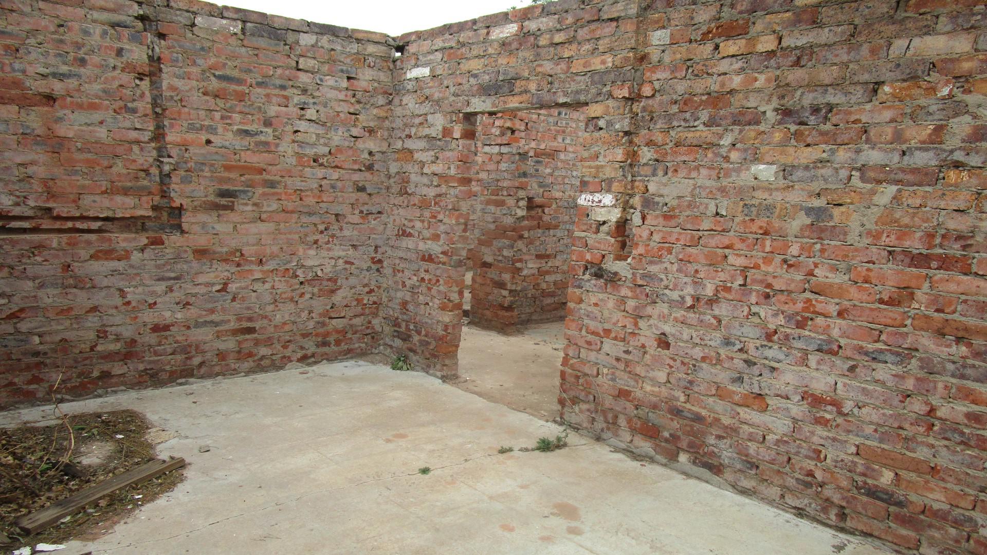 Spaces - 96 square meters of property in Withok Estates