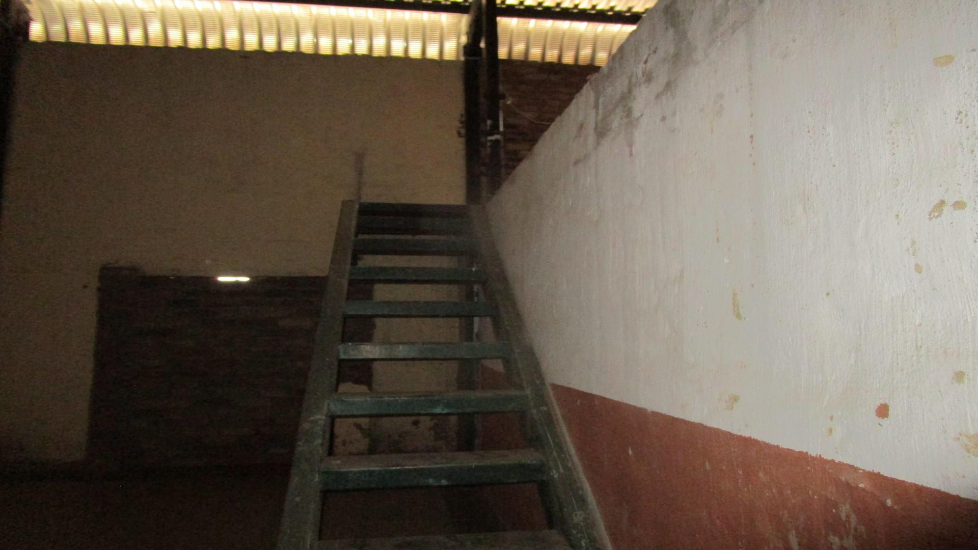 Spaces - 96 square meters of property in Withok Estates