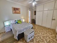 Main Bedroom of property in Kingsburgh