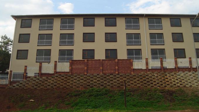 2 Bedroom Apartment for Sale For Sale in Empangeni - Private Sale - MR332293
