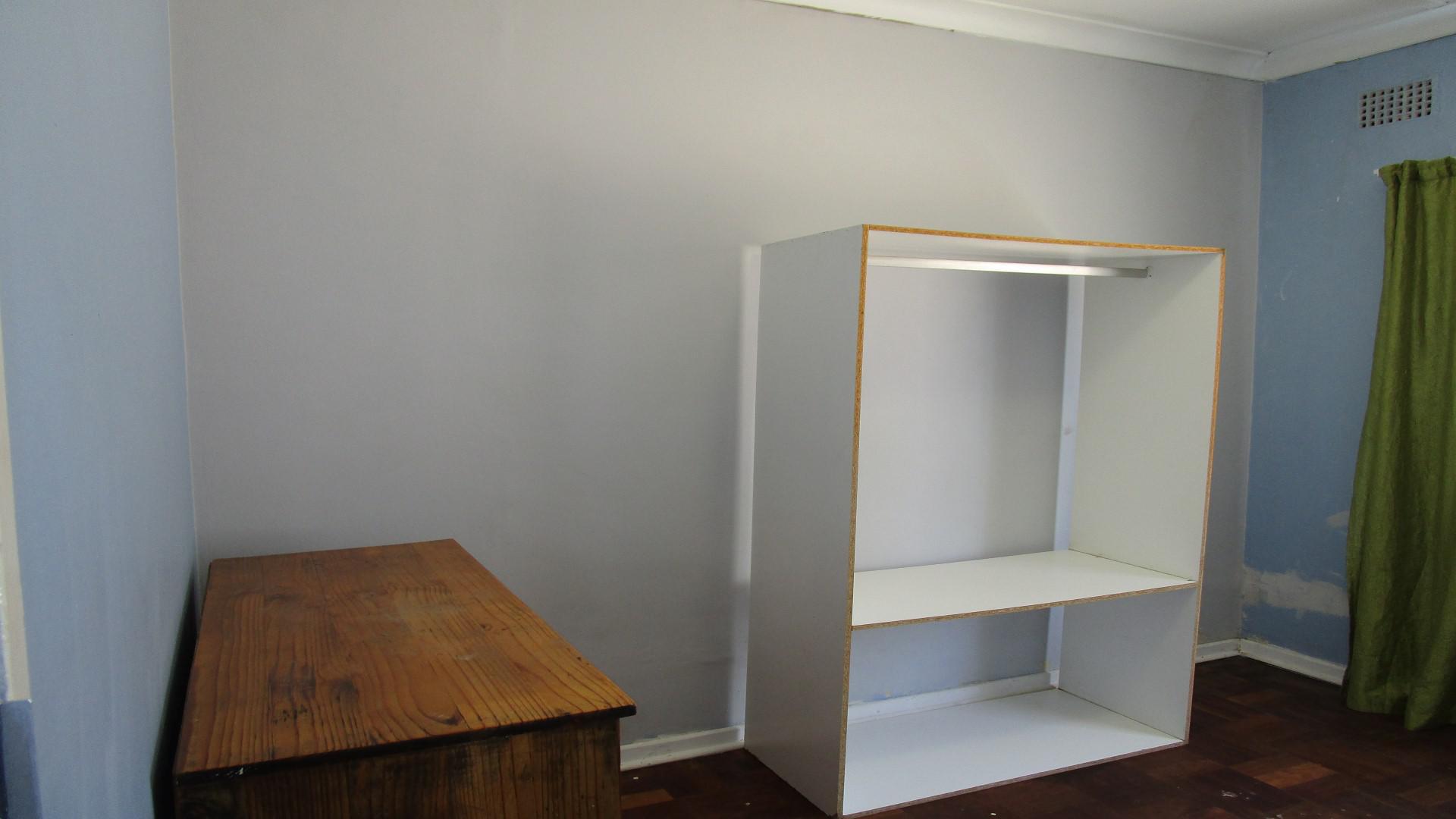 Bed Room 1 - 11 square meters of property in Casseldale