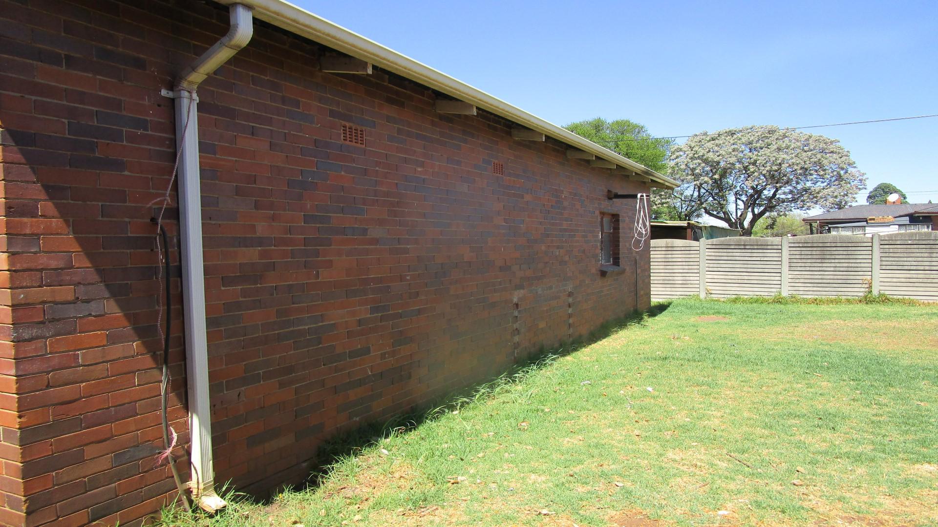 Backyard of property in Casseldale