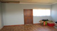 Lounges - 51 square meters of property in Casseldale