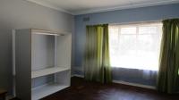 Bed Room 1 - 11 square meters of property in Casseldale