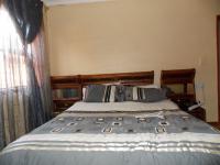 Main Bedroom - 12 square meters of property in Klipspruit West