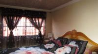 Main Bedroom - 12 square meters of property in Klipspruit West