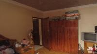 Main Bedroom - 12 square meters of property in Klipspruit West