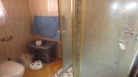 Main Bathroom - 5 square meters of property in Klipspruit West