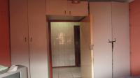 Bed Room 1 - 11 square meters of property in Klipspruit West