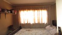Bed Room 2 - 10 square meters of property in Klipspruit West