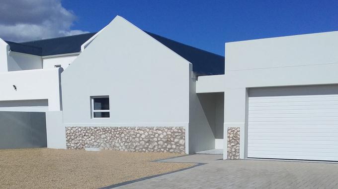 3 Bedroom House for Sale For Sale in Langebaan - Private Sale - MR332971