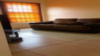Lounges - 11 square meters of property in Lenasia