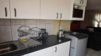 Kitchen - 9 square meters of property in Roodekop