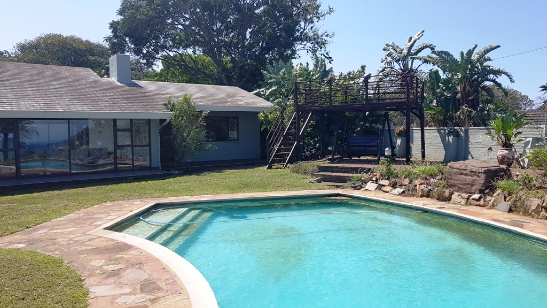 4 Bedroom House for Sale For Sale in Umtentweni MR333082