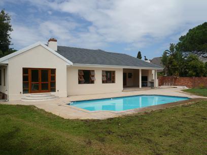 4 Bedroom House for Sale For Sale in Pinelands - Home Sell - MR33325