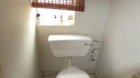 Guest Toilet - 2 square meters of property in Windsor East