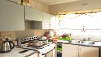 Kitchen - 10 square meters of property in Windsor East