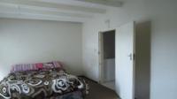Bed Room 1 - 13 square meters of property in Windsor East