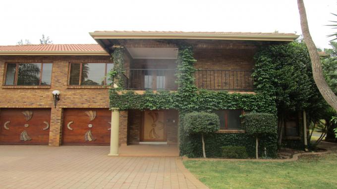 4 Bedroom House for Sale For Sale in Glen Erasmia Boulevard - Private Sale - MR333481