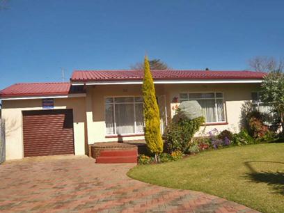 2 Bedroom House for Sale For Sale in Kempton Park - Private Sale - MR33360