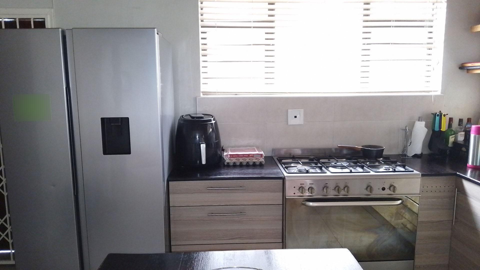 Kitchen - 26 square meters of property in Berea West 