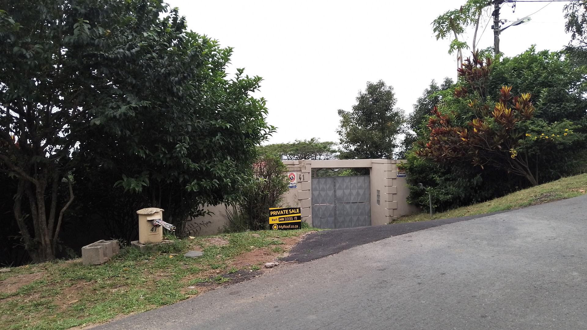 Front View of property in Berea West 