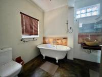Bathroom 1 - 8 square meters of property in Bulwer (Dbn)