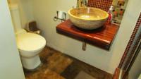 Bathroom 3+ - 26 square meters of property in Bulwer (Dbn)