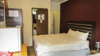 Bed Room 5+ - 36 square meters of property in Bulwer (Dbn)