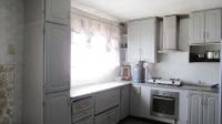 Kitchen - 19 square meters of property in Sebokeng