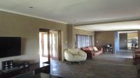 Lounges - 46 square meters of property in Brackendowns