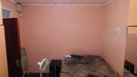 Bed Room 2 - 15 square meters of property in Isipingo Hills