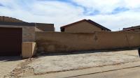 4 Bedroom 1 Bathroom House for Sale for sale in Klipfontein View