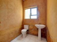 Bathroom 1 - 16 square meters of property in Quellerina