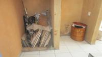 Main Bathroom - 10 square meters of property in Quellerina