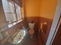 Guest Toilet of property in Westdene (Bloemfontein)